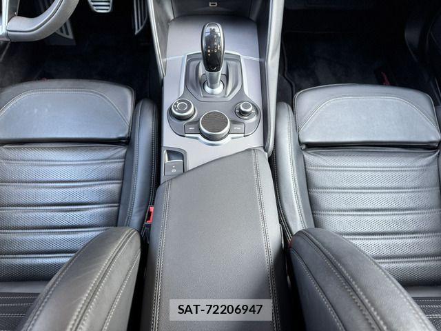 ALFA ROMEO Giulia 2017-11 5859175-10