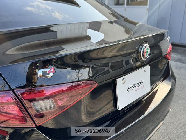 ALFA ROMEO Giulia 2017-11 5859175-3