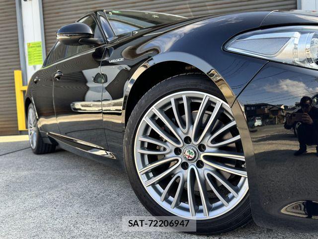 ALFA ROMEO Giulia 2017-11 5859175-4