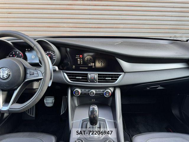 ALFA ROMEO Giulia 2017-11 5859175-7