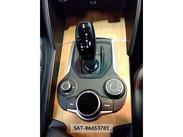 ALFA ROMEO Giulia 2019-12 6241682-9