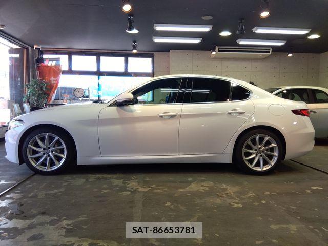 ALFA ROMEO Giulia 2019-12 6241682-4