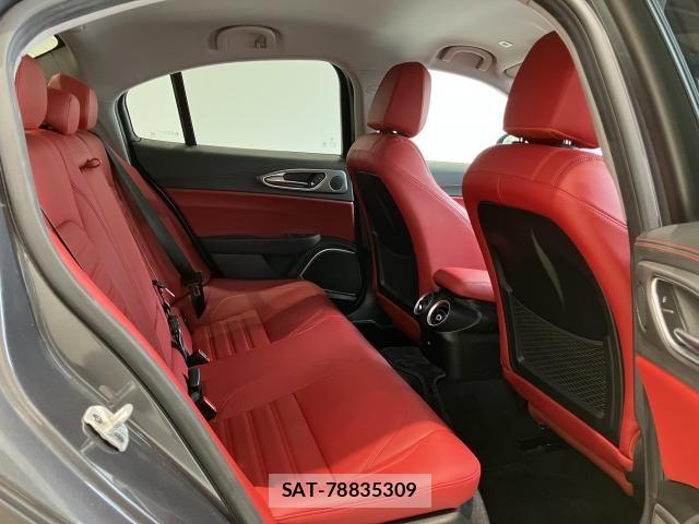 ALFA ROMEO Giulia 2020-12 6610245-13