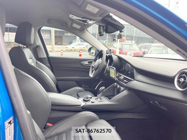 ALFA ROMEO Giulia 2018-08 6674785-8