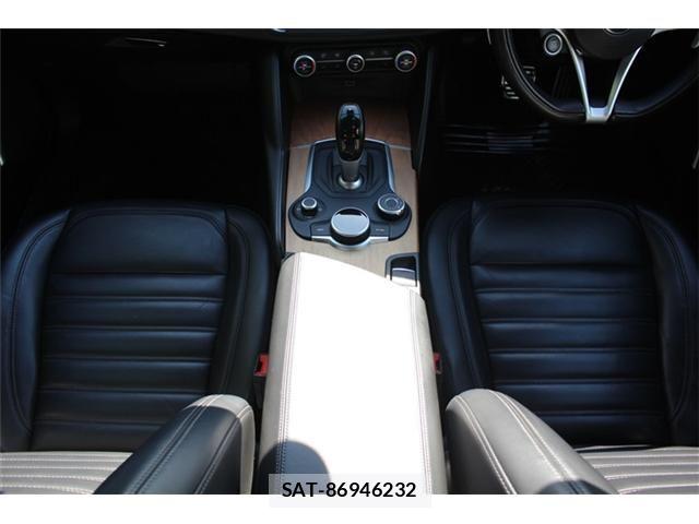 ALFA ROMEO Giulia 2018-03 6674786-8