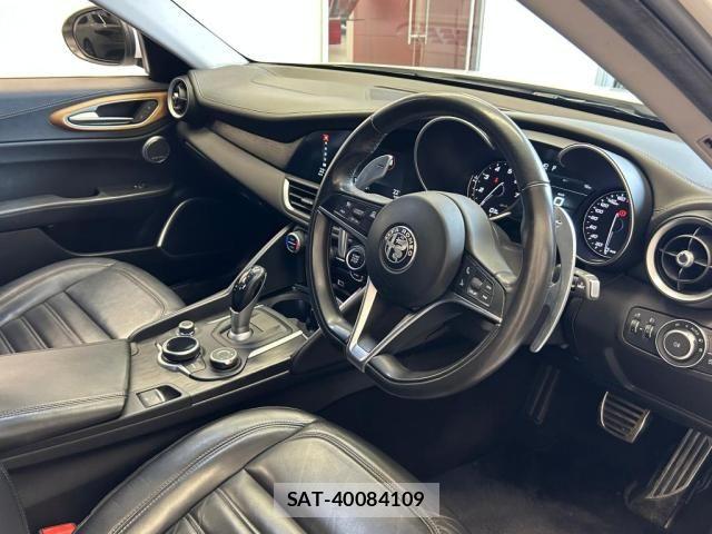 ALFA ROMEO Giulia 2018-10 7214035-9