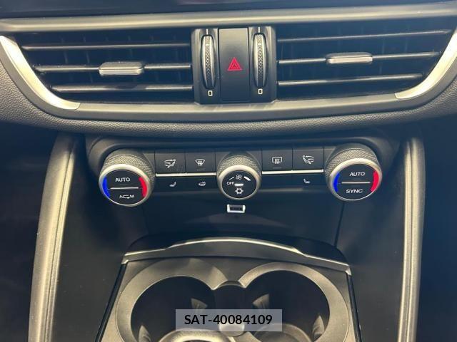 ALFA ROMEO Giulia 2018-10 7214035-16