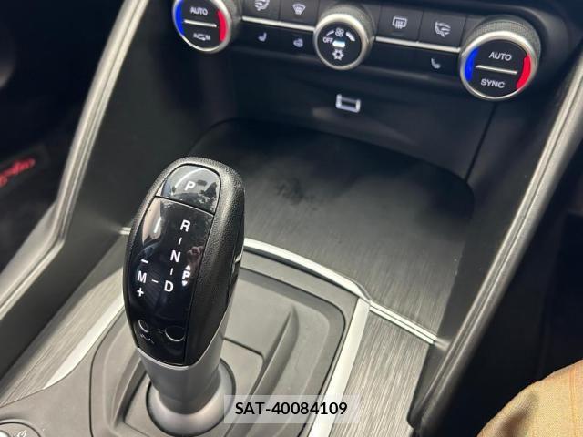 ALFA ROMEO Giulia 2018-10 7214035-17