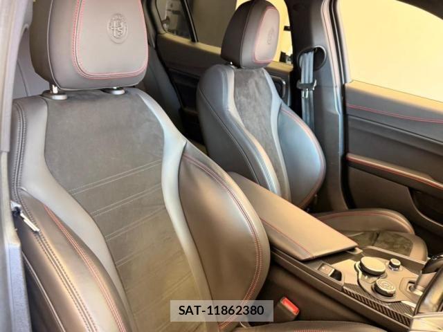 ALFA ROMEO Giulia 2019-03 7214034-7