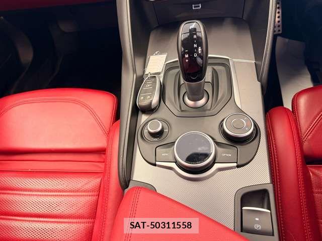 ALFA ROMEO Giulia 2019-05 7214038-13
