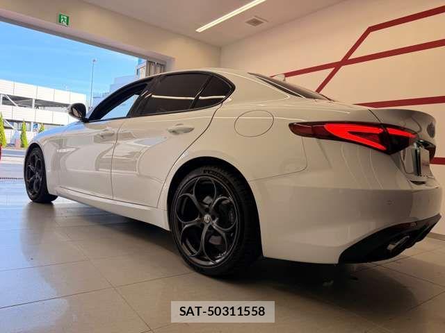 ALFA ROMEO Giulia 2019-05 7214038-7