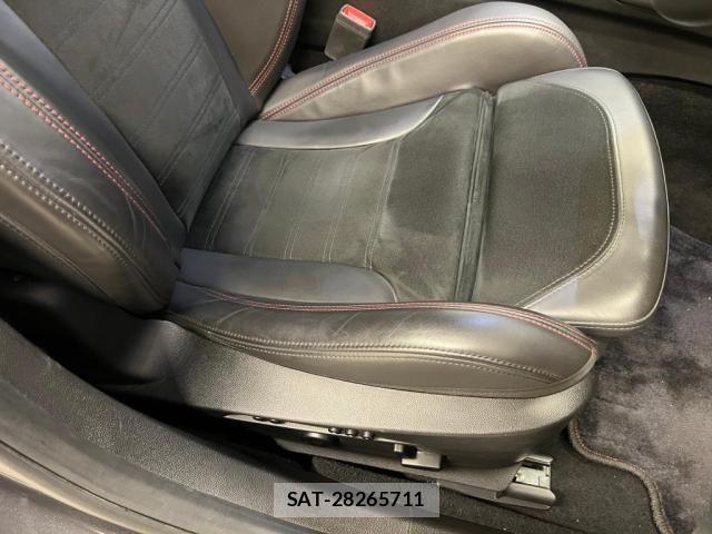 ALFA ROMEO Giulia 2019-09 7214039-14