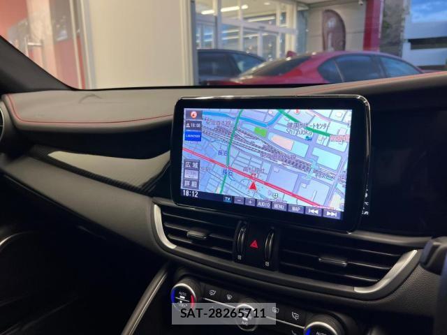 ALFA ROMEO Giulia 2019-09 7214039-17
