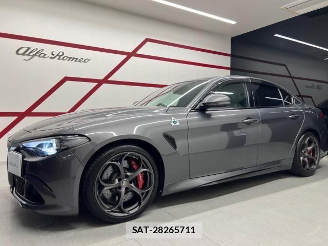ALFA ROMEO Giulia 2019-09 7214039-5
