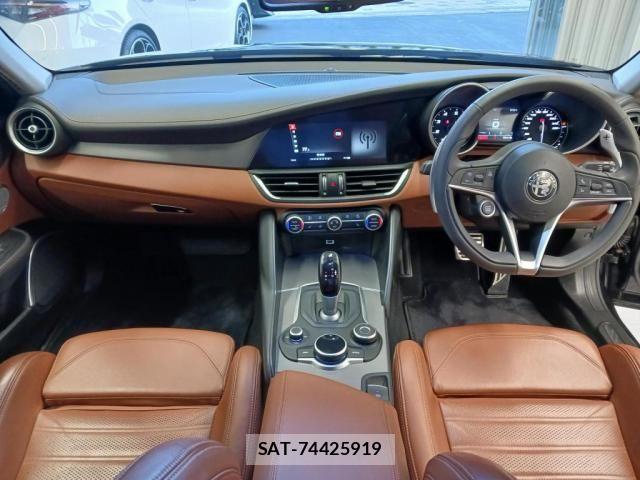 ALFA ROMEO Giulia 2020-08 7214036-14