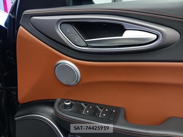 ALFA ROMEO Giulia 2020-08 7214036-15