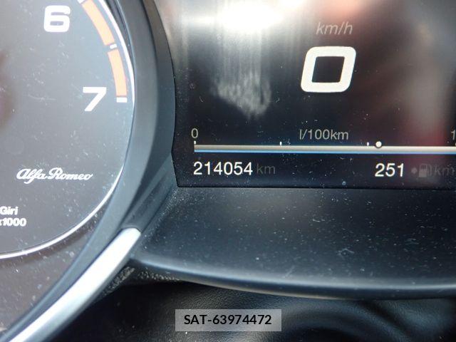 ALFA ROMEO Giulia 2017-11 7214031-13