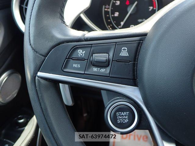 ALFA ROMEO Giulia 2017-11 7214031-16