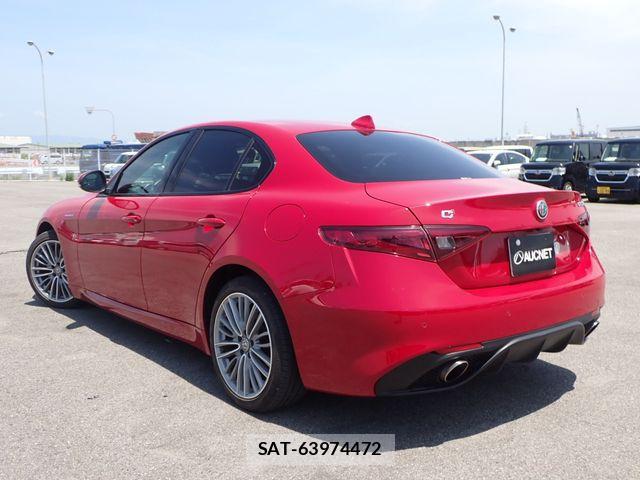 ALFA ROMEO Giulia 2017-11 7214031-2