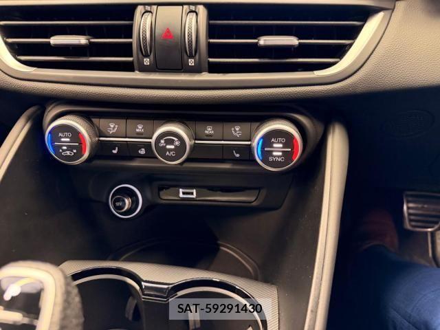 ALFA ROMEO Giulia 2023-03 7214040-19