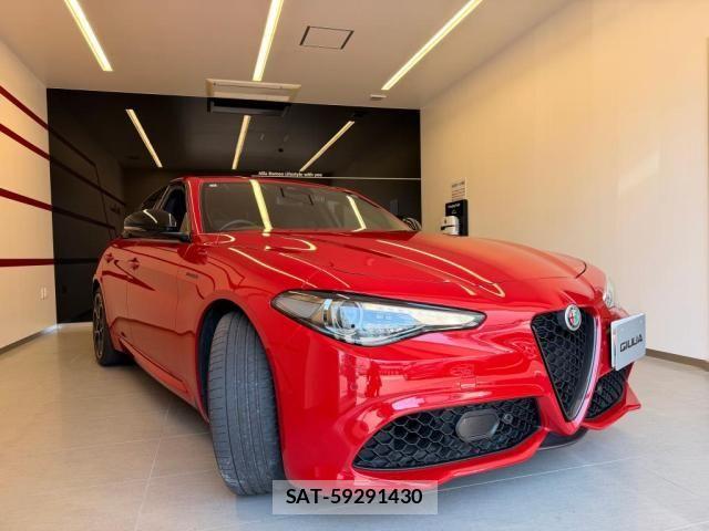 ALFA ROMEO Giulia 2023-03 7214040-5