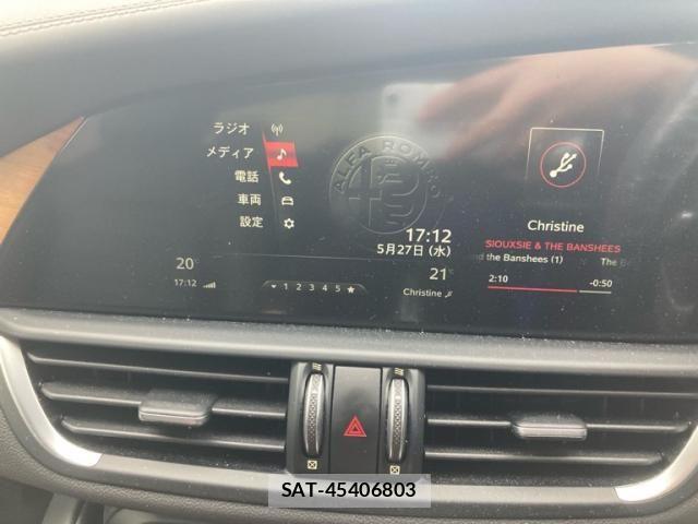 ALFA ROMEO Giulia 2017-11 7325218-20