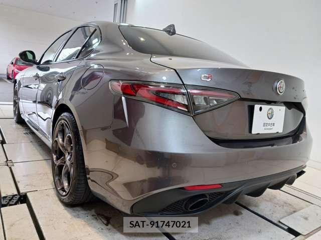 ALFA ROMEO Giulia 2023-05 7325192-5