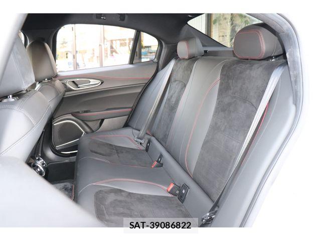 ALFA ROMEO Giulia 2019-02 7452580-12