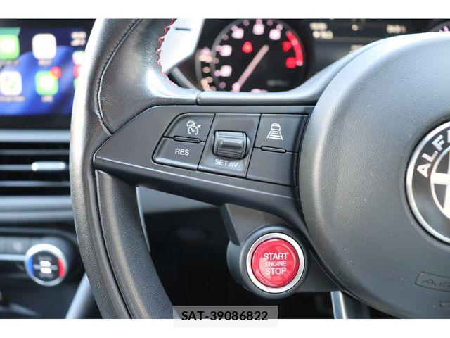 ALFA ROMEO Giulia 2019-02 7452580-21