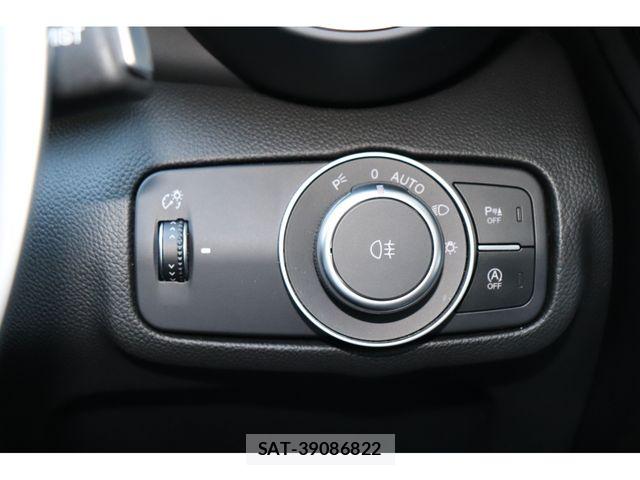 ALFA ROMEO Giulia 2019-02 7452580-24