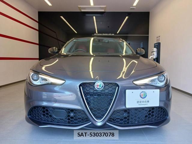ALFA ROMEO Giulia 2021-06 7499294-3