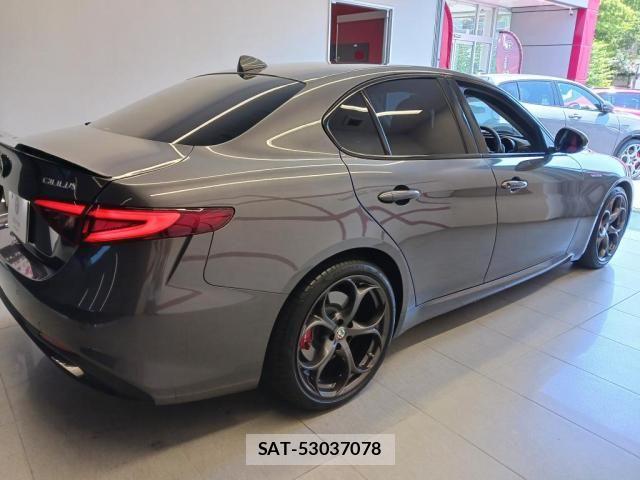 ALFA ROMEO Giulia 2021-06 7499294-6