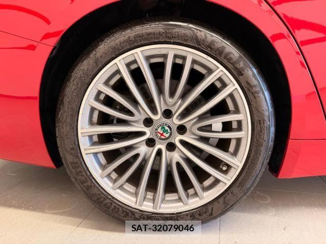 ALFA ROMEO Giulia 2017-07 7499295-9