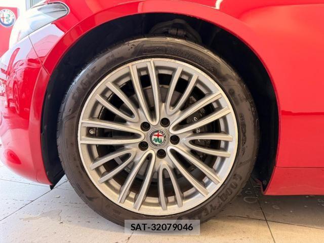 ALFA ROMEO Giulia 2017-07 7499295-10