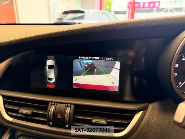 ALFA ROMEO Giulia 2017-07 7499295-16