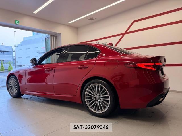 ALFA ROMEO Giulia 2017-07 7499295-5