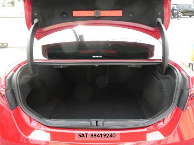 ALFA ROMEO Giulia 2018-01 7499296-6
