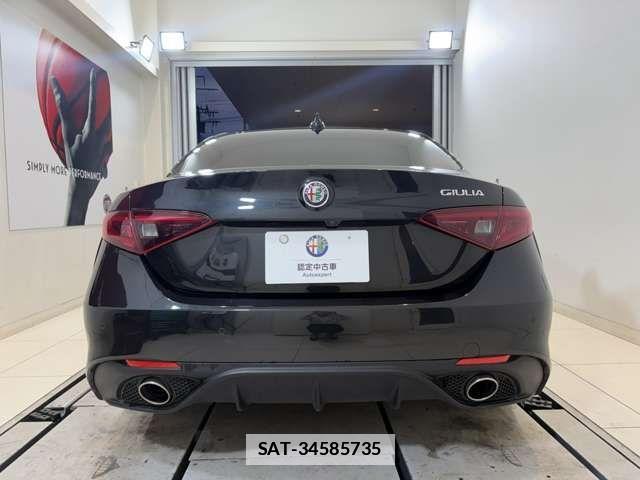 ALFA ROMEO Giulia 2021-07 7720028-4