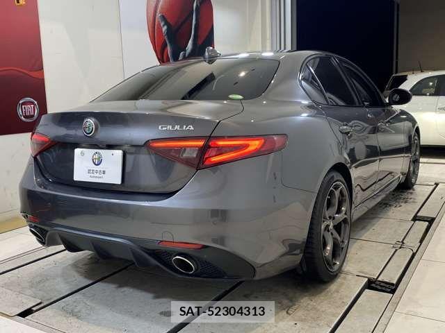 ALFA ROMEO Giulia 2020-10 7720029-1