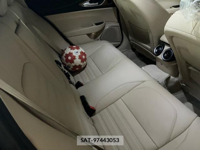 ALFA ROMEO Giulia 2019-08 7720030-15