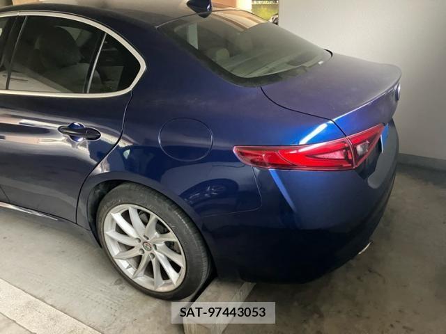 ALFA ROMEO Giulia 2019-08 7720030-4