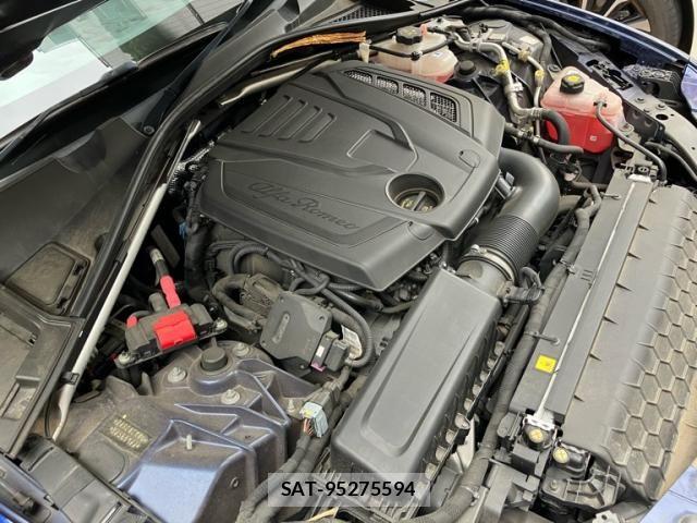 ALFA ROMEO Giulia 2018-02 7782232-15