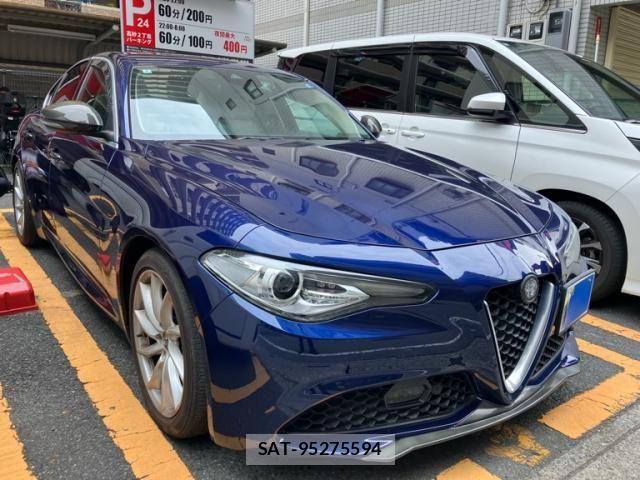 ALFA ROMEO Giulia 2018-02 7782232-1
