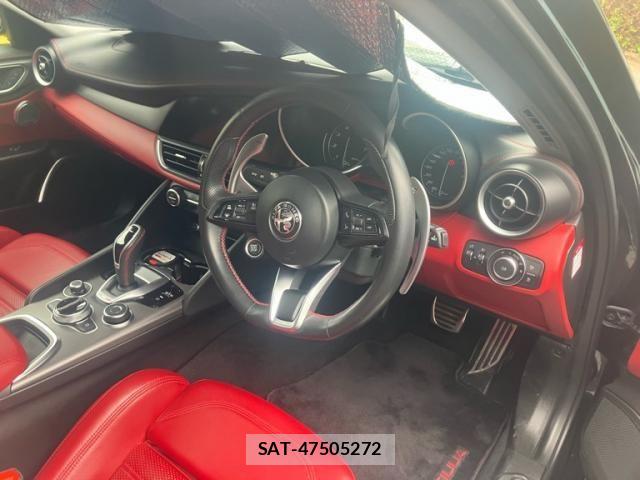 ALFA ROMEO Giulia 2021-12 7875074-12
