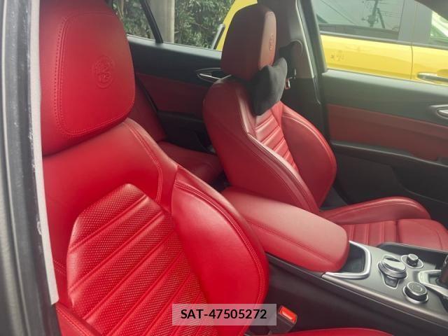 ALFA ROMEO Giulia 2021-12 7875074-13