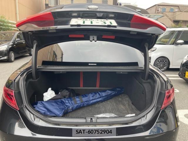 ALFA ROMEO Giulia 2019-07 7875075-10