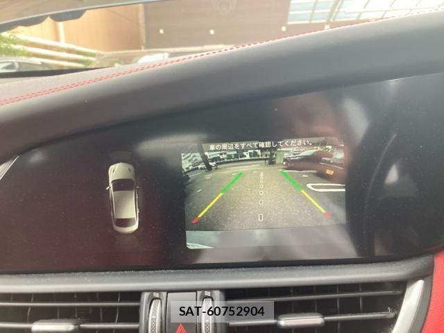 ALFA ROMEO Giulia 2019-07 7875075-23