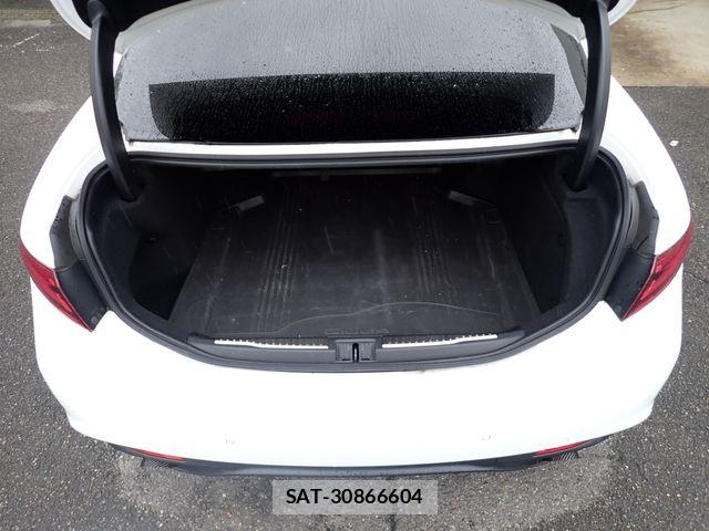ALFA ROMEO Giulia 2017-12 7960336-20