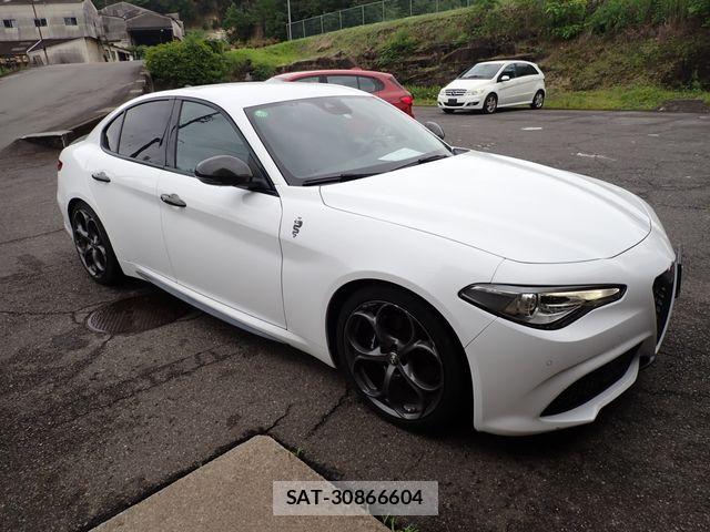 ALFA ROMEO Giulia 2017-12 7960336-3