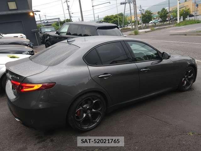 ALFA ROMEO Giulia 2021-09 7978346-3